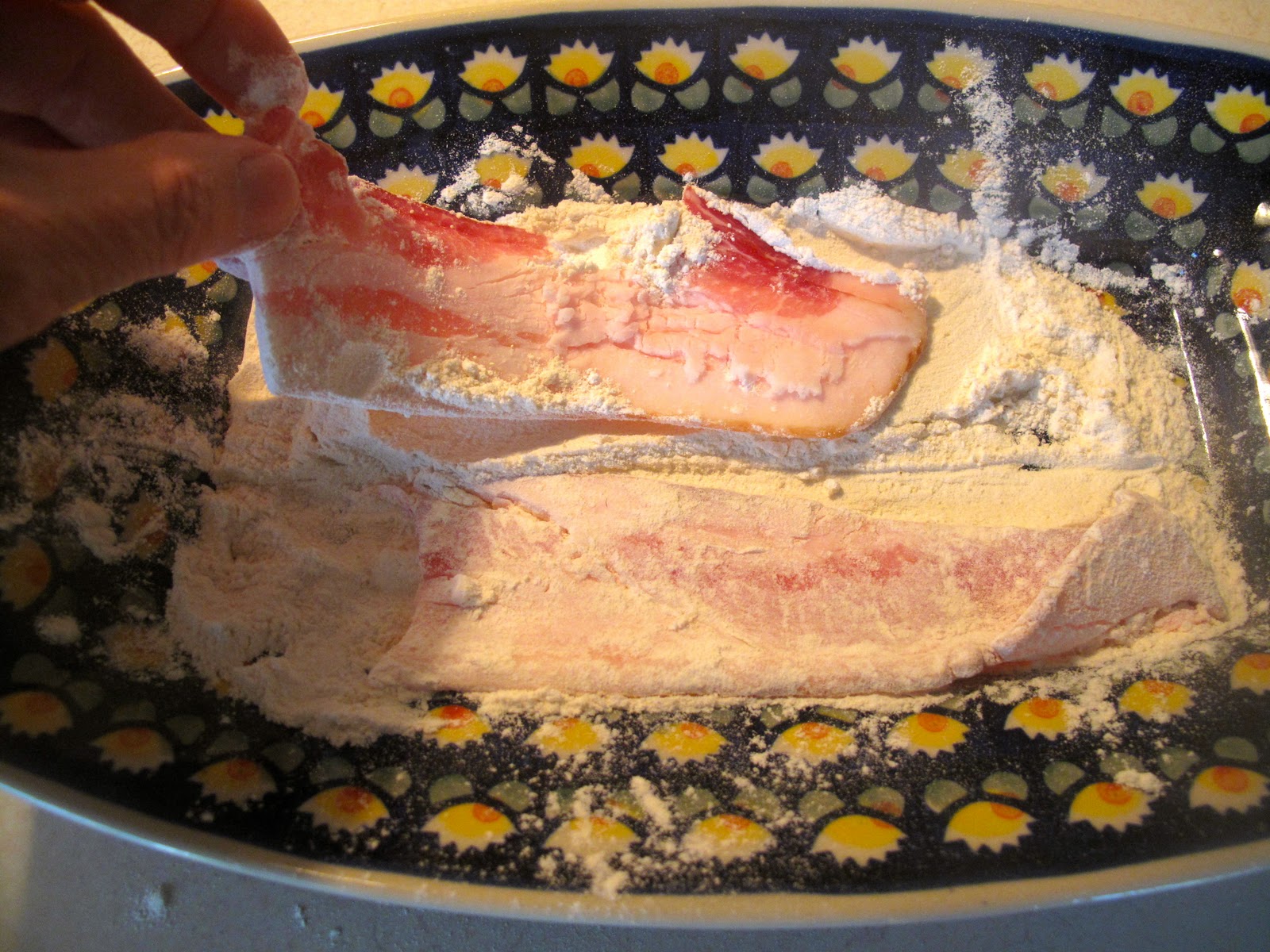 Cheerful Thrifty Door Floured Bacon