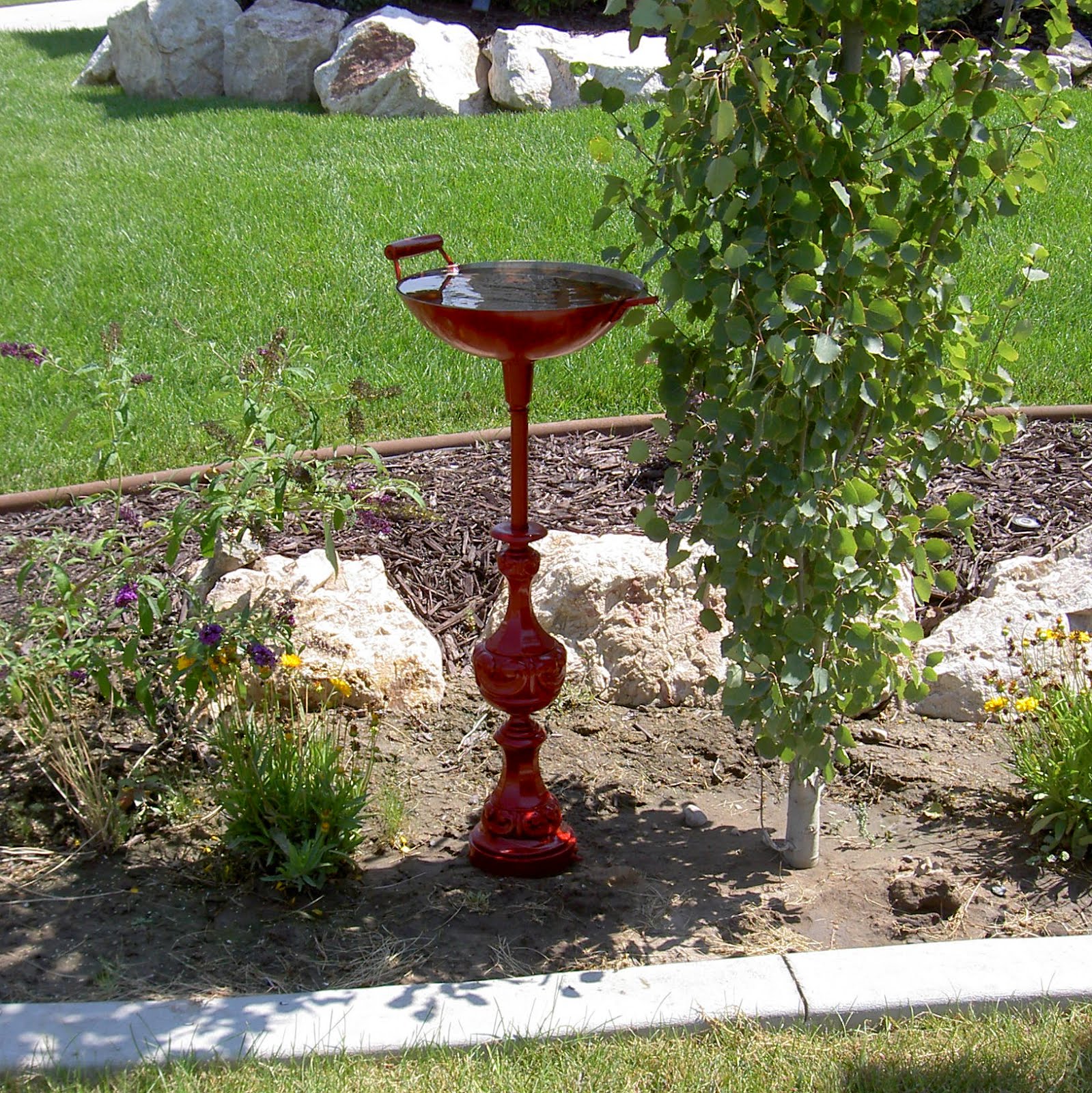 Chapman Place Lamp Birdbath