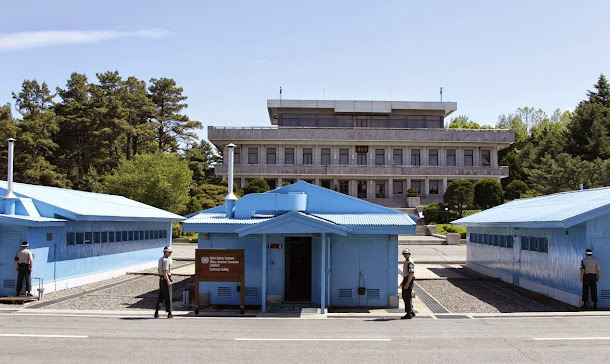 韓國文在寅政府為解決朝鮮半島局勢動盪,建議朝鮮在板門店舉行軍事會談。 韓國文在寅政府為解決朝鮮半島局勢動盪,建議朝鮮在板門店舉行軍事會談。