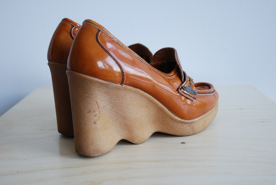 Had a pair of these | Earth shoes, Fashion, Fashion news