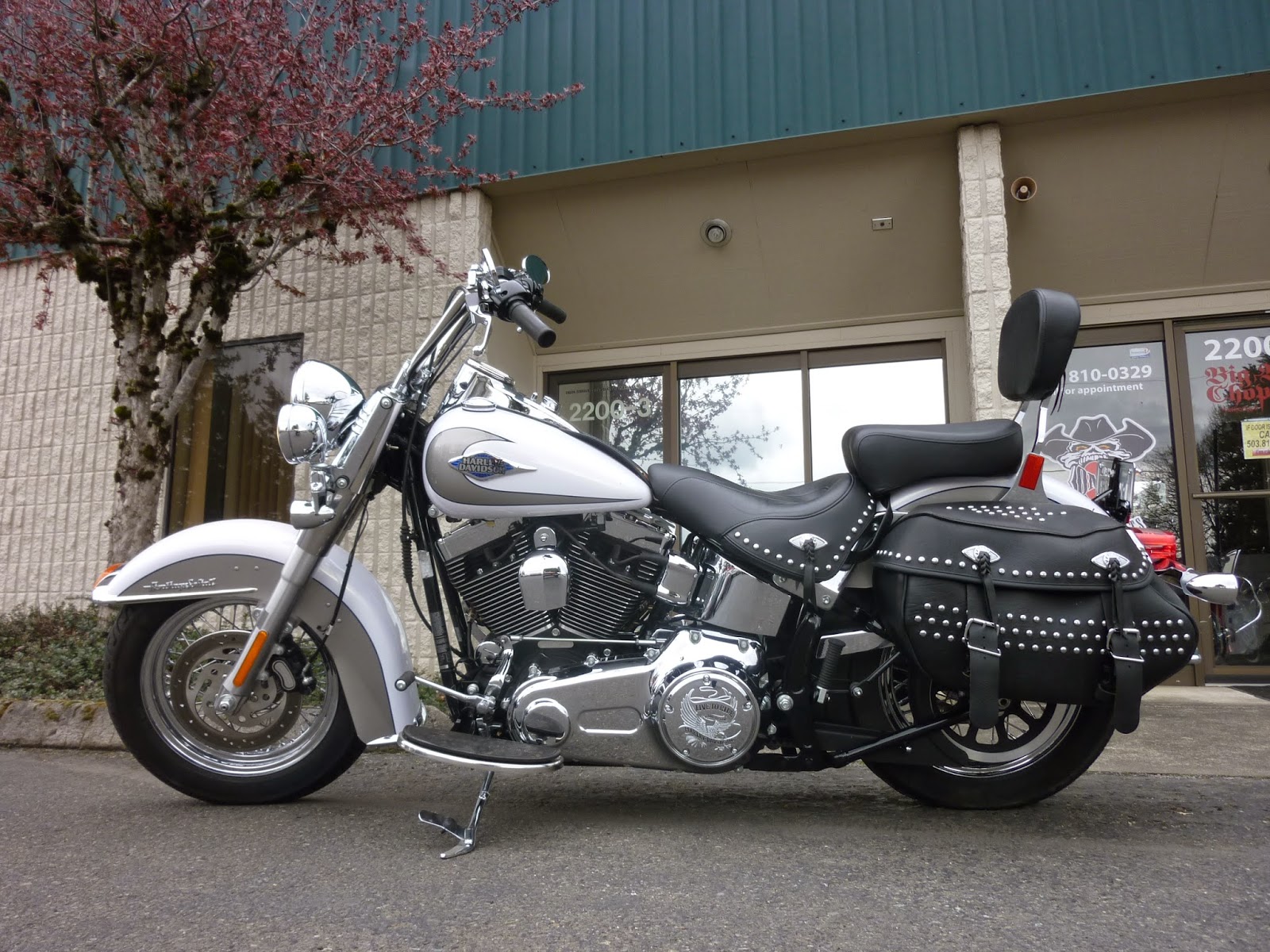 OMG Motorsports 2009 HarleyDavidson Heritage Solftail Classic FLSTC