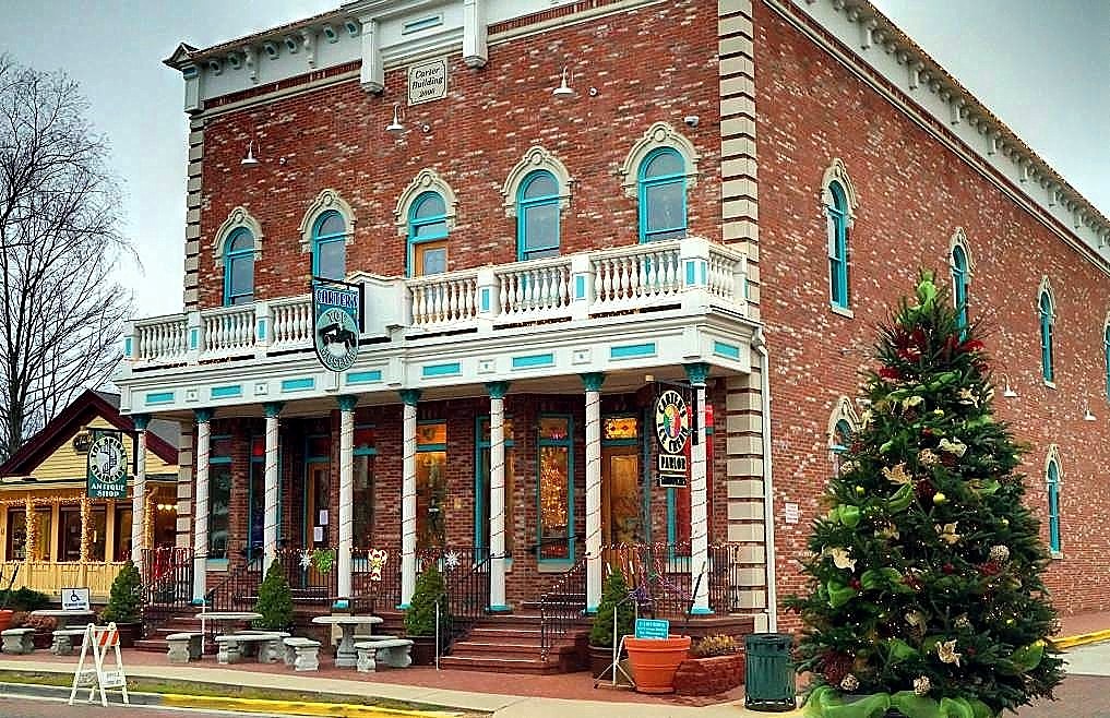 Photo Potpourri An anniversary almost missedand a return to