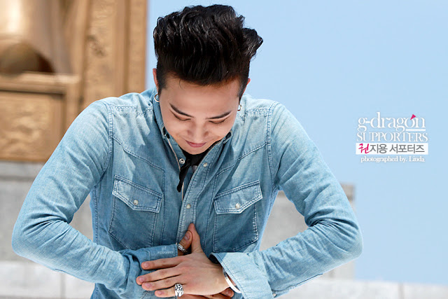 G-Dragon at Gwanghamun