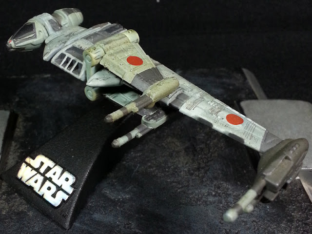 Star Wars Titanium Series B-Wing Starfighter