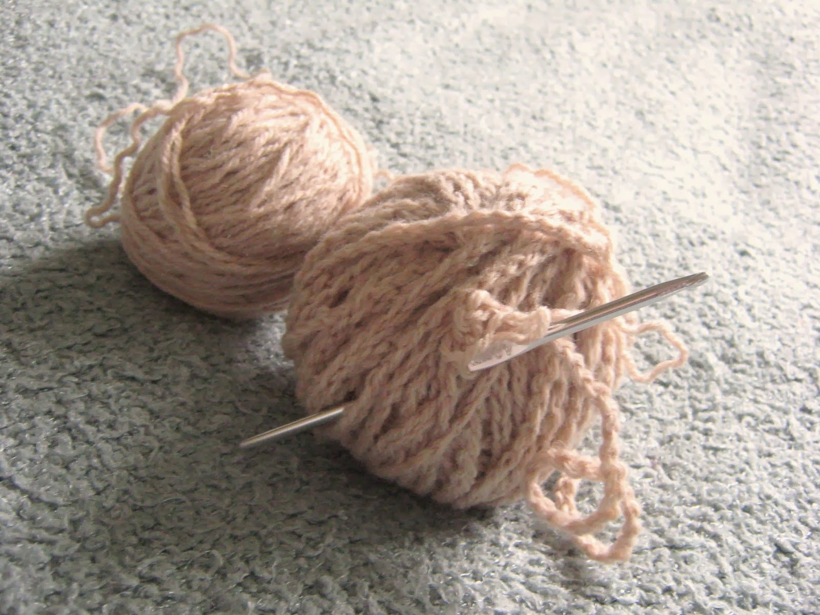 Making Chunky Wool Awake + Make A Blog for Creative Living