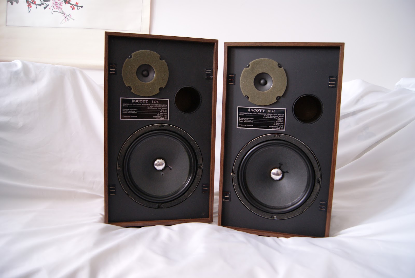 Audioless Winnipeg Group! H.H. Scotts S176 Speakers