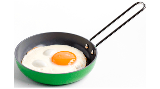 GreenPan-Try-Me-Egg-Pan.gif