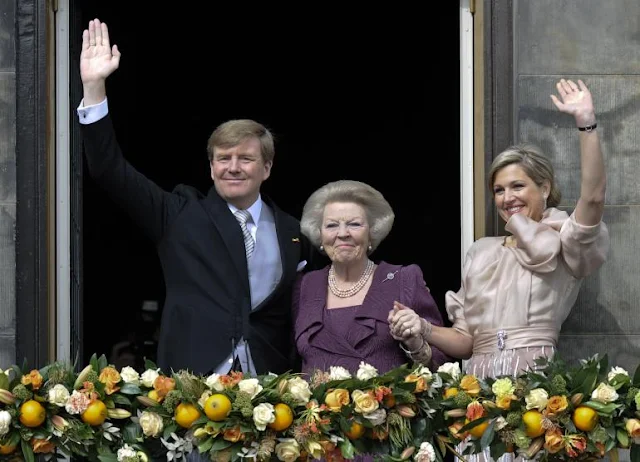 Abdication,Amsterdam,Appearance,Arts Culture and Entertainment,Balcony,Beatrix of the Netherlands,Bestof,Celebrities,Dutch Royalty