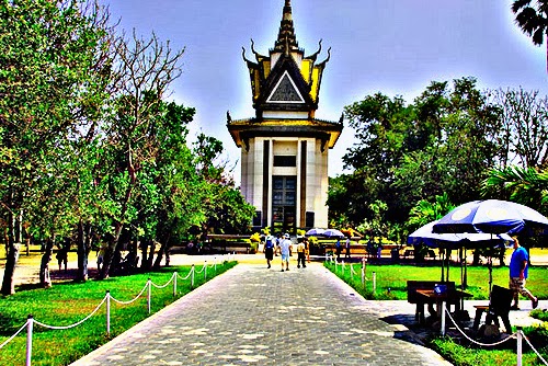 Melancong Dan Beramal Di Kemboja 'Kingdom of Wonder'