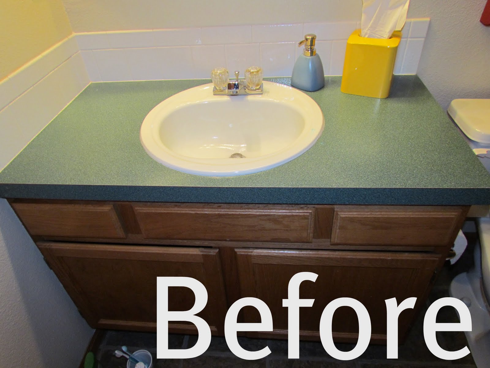 Painting bathroom tile DIY Laminate Countertops
