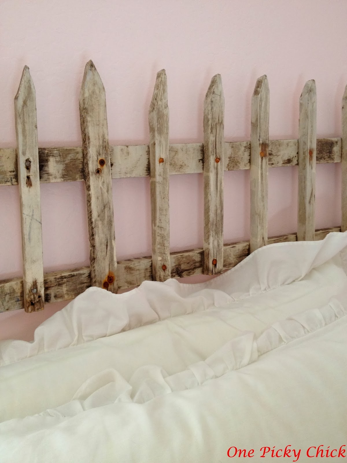 Picket Fence Headboard! One Picky Chick