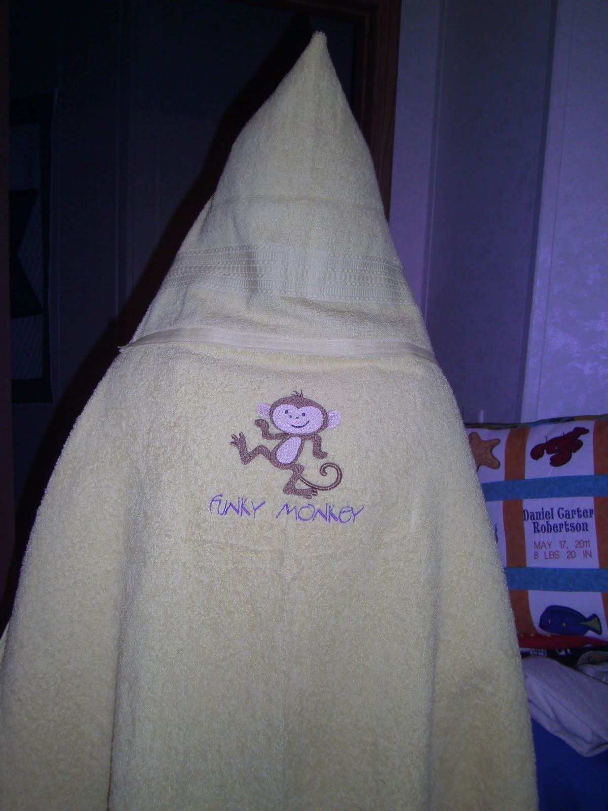 "Go For It" Embroidery Customized Hooded Towels