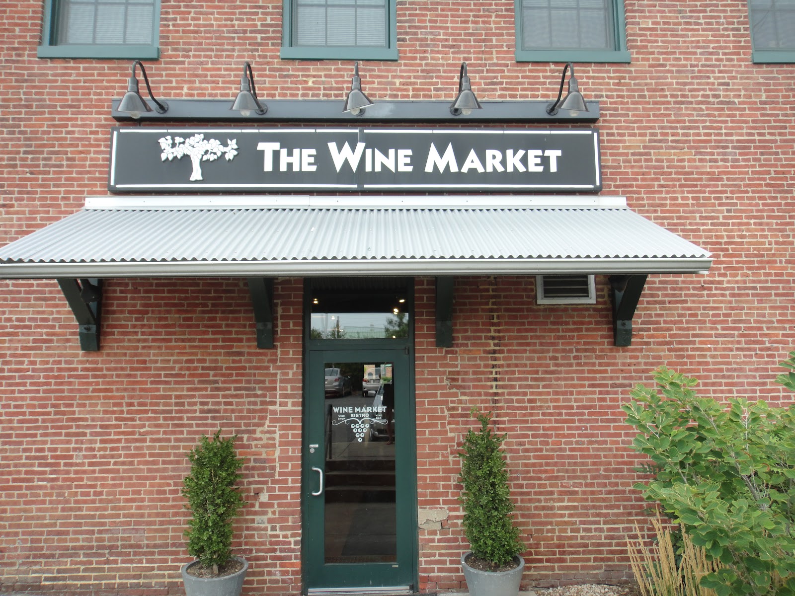 The Foodienista Wine Market Bistro Baltimore Maryland
