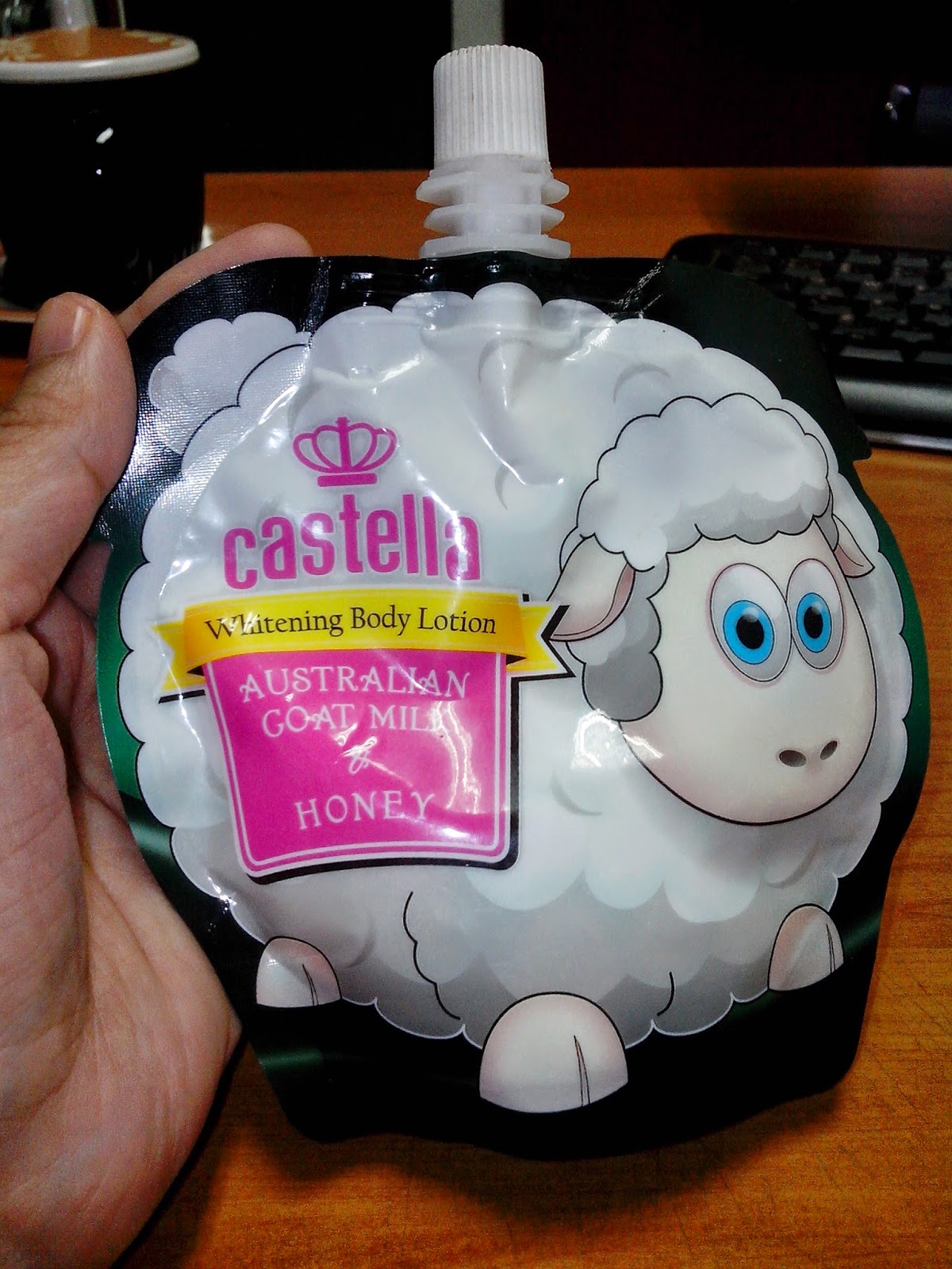 Review Kosmetik Castella Whitening Body Lotion Australian Goat Milk