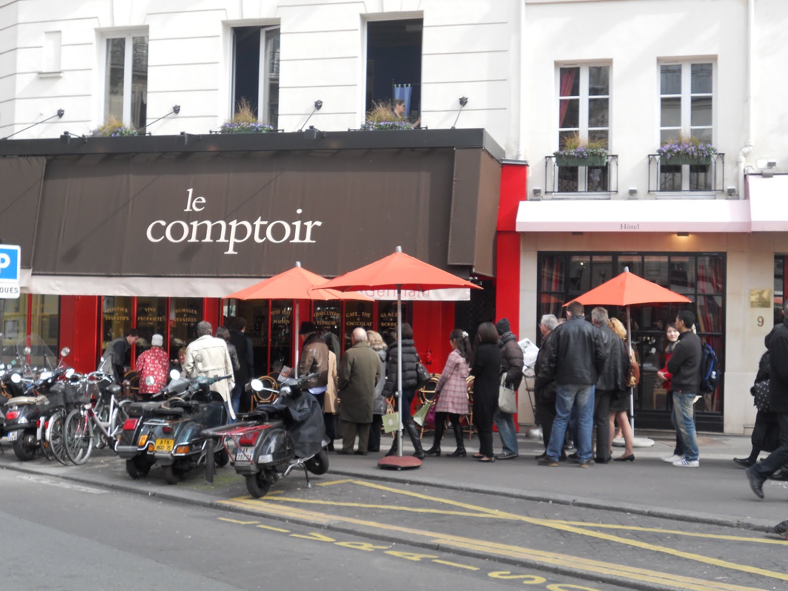 Le Comptoir Du Relais Overnight Chef