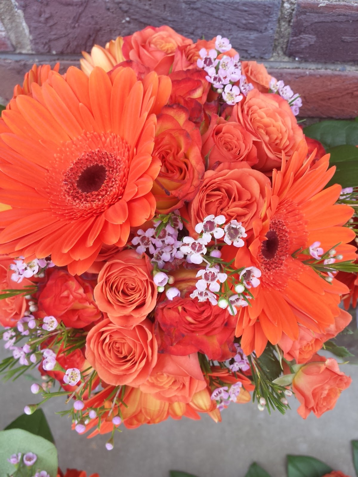 Madd Designs MaddFlowers Orange Bouquet Wedding in St. Louis, Missouri