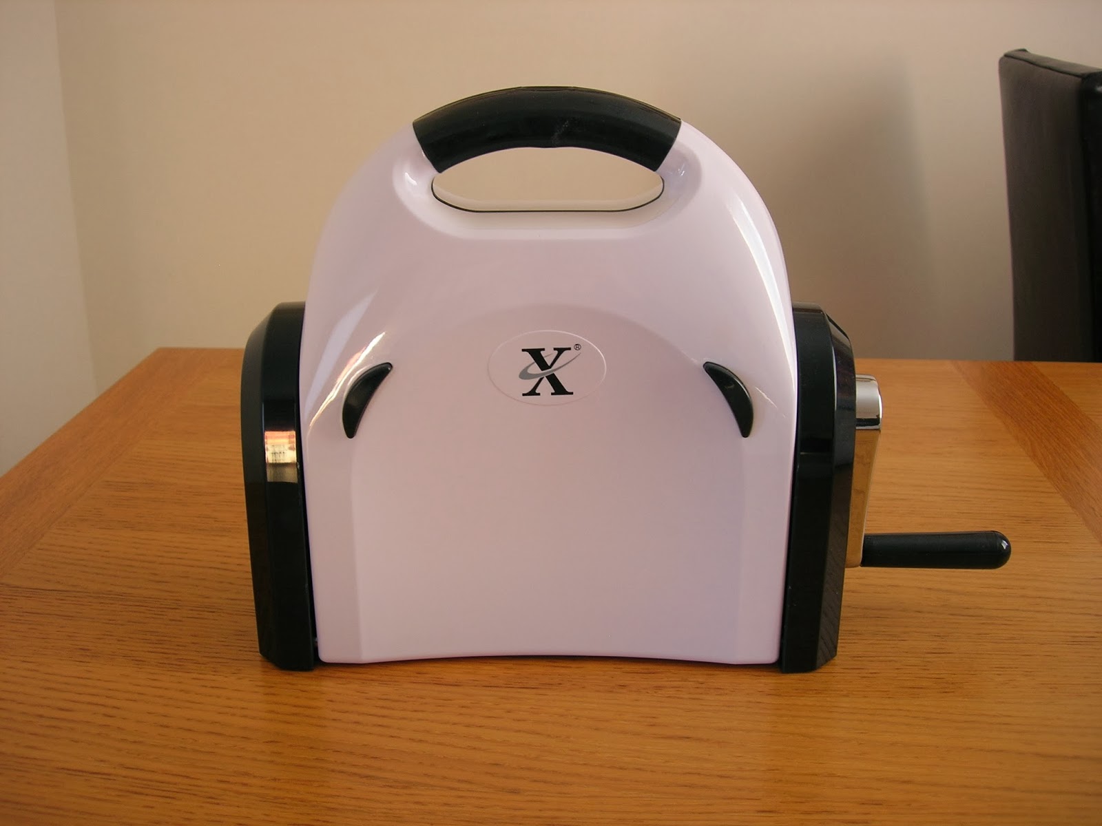 Xcut Xpress A4 die cutting machine review papermilldirect