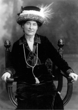 an analysis of nebraskas most noted author willa sibert cather The standard oil treatment: willa cather, the life of mary baker g eddy, and early twentieth century collaborative authorship. an analysis of nebraskas most noted author willa sibert cather The standard oil treatment: willa cather, the life of mary baker g eddy, and early twentieth century collaborative authorship.