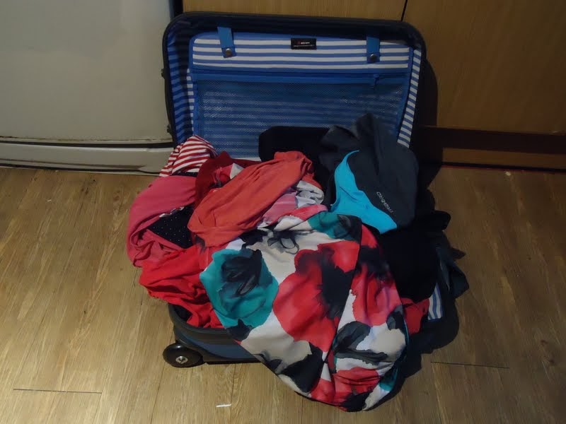 The Organized Pack Rat How to Fit a Week's Worth of Clothing in a CarryOn