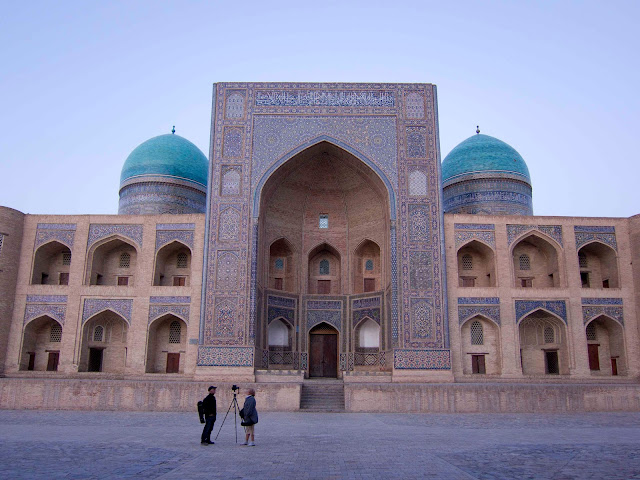 Uzbekistán básico - Blogs de Uzbekistan - 20-04-11 El día que me saqué la espina del Cemberlitas (3)