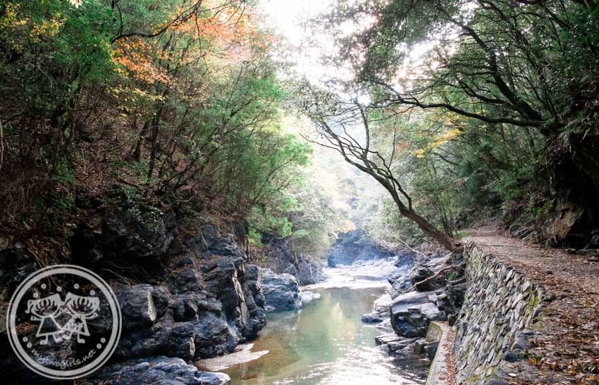 Takao Tokai Nature Trail along Kiyotaki River