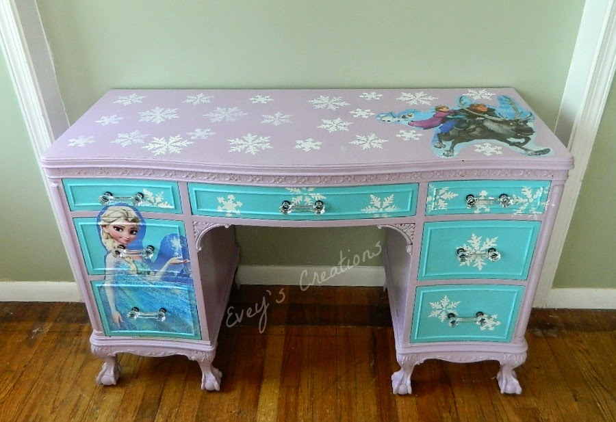Evey's Creations FrozenInspired Vanity Redo/Decoupage Tutorial