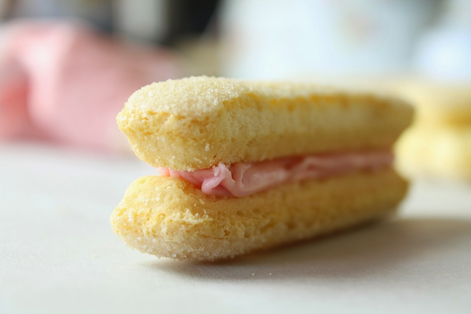 Lick The Spoon Strawberry Creme Fingers