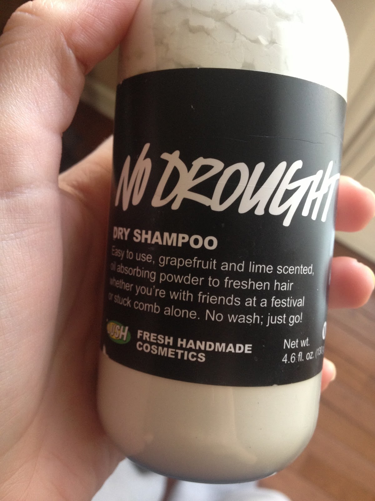 Dry Shampoo Showdown Powder vs. Spray floral and flannel