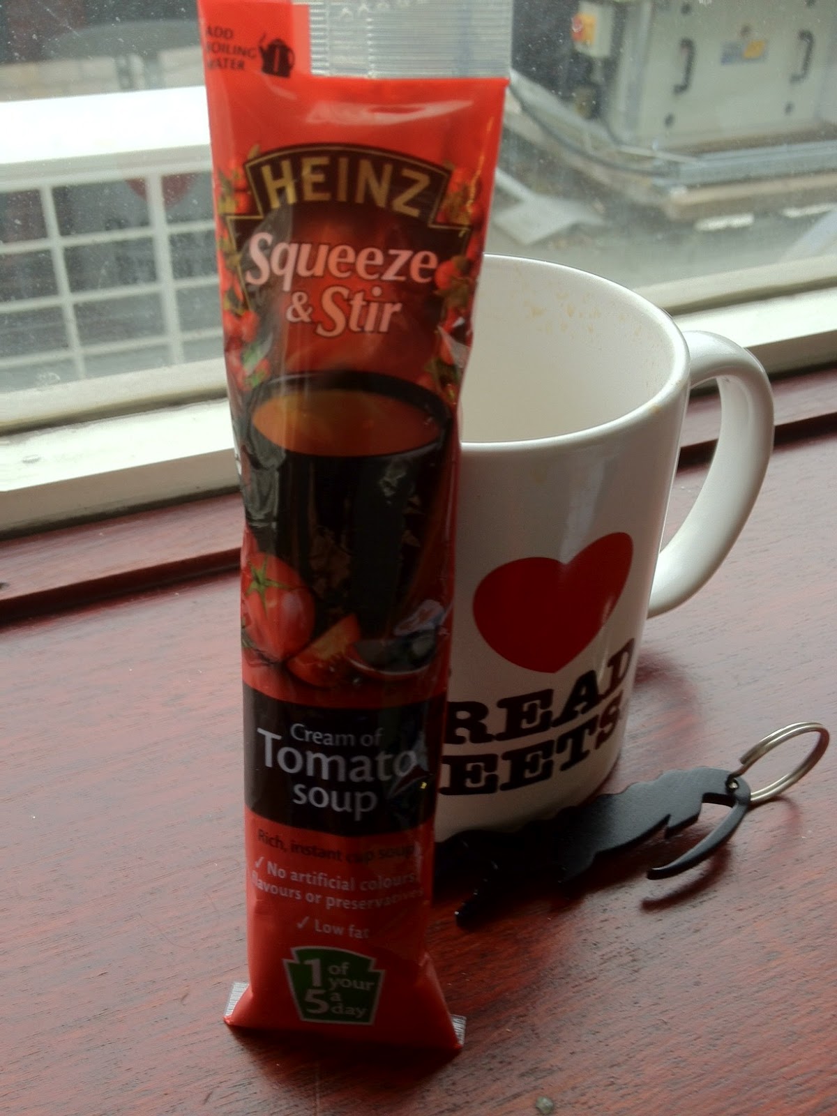 FOODSTUFF FINDS Heinz Squeeze and stir Cream of Tomato Soup (Asda) [By