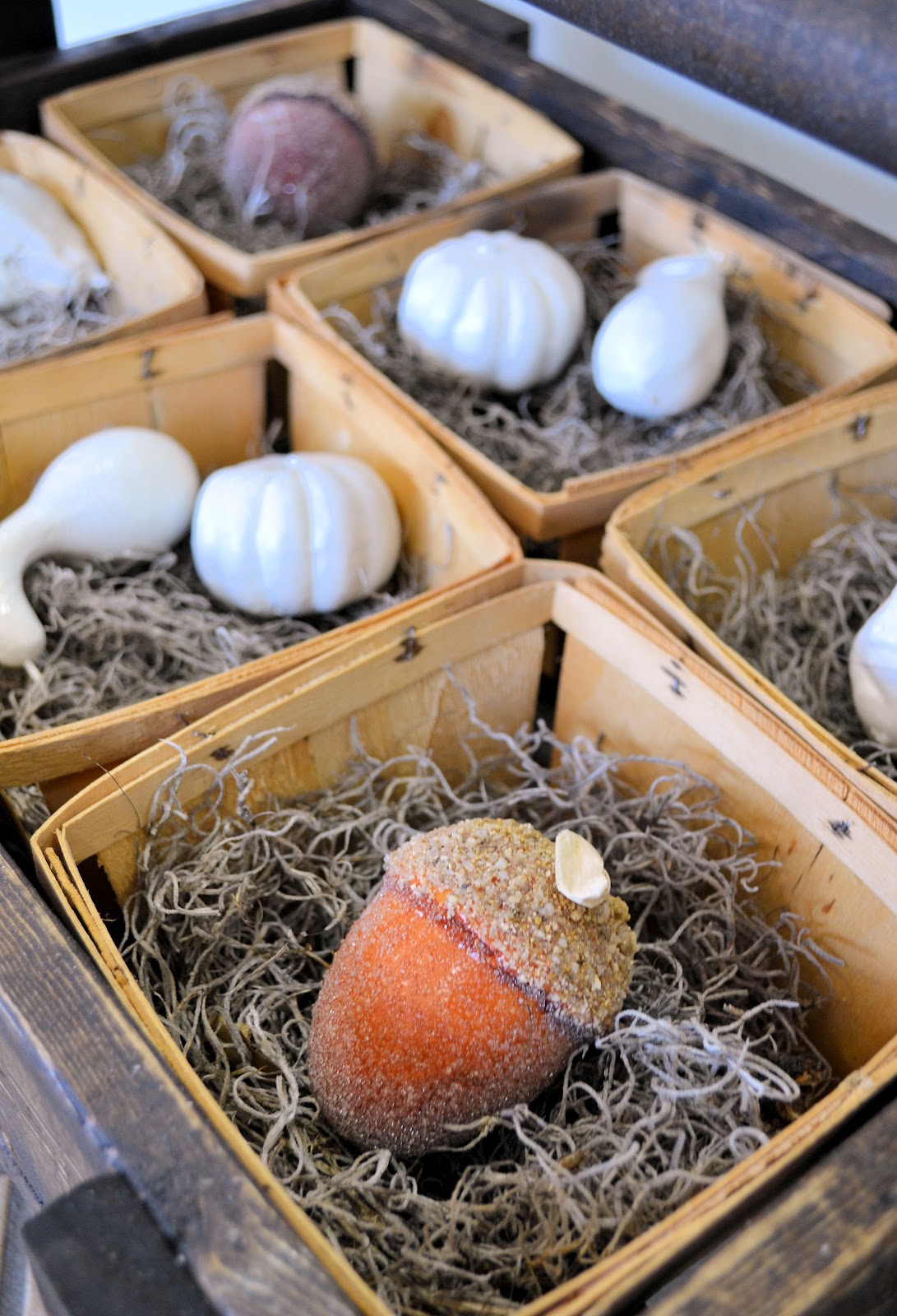 Shabby Love Berry Basket Carrier