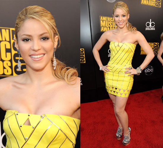 Shakira Clothes Style