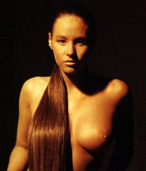 Laura Croft (Actresses/Items) 212 Vanessa+Demouy+(1)