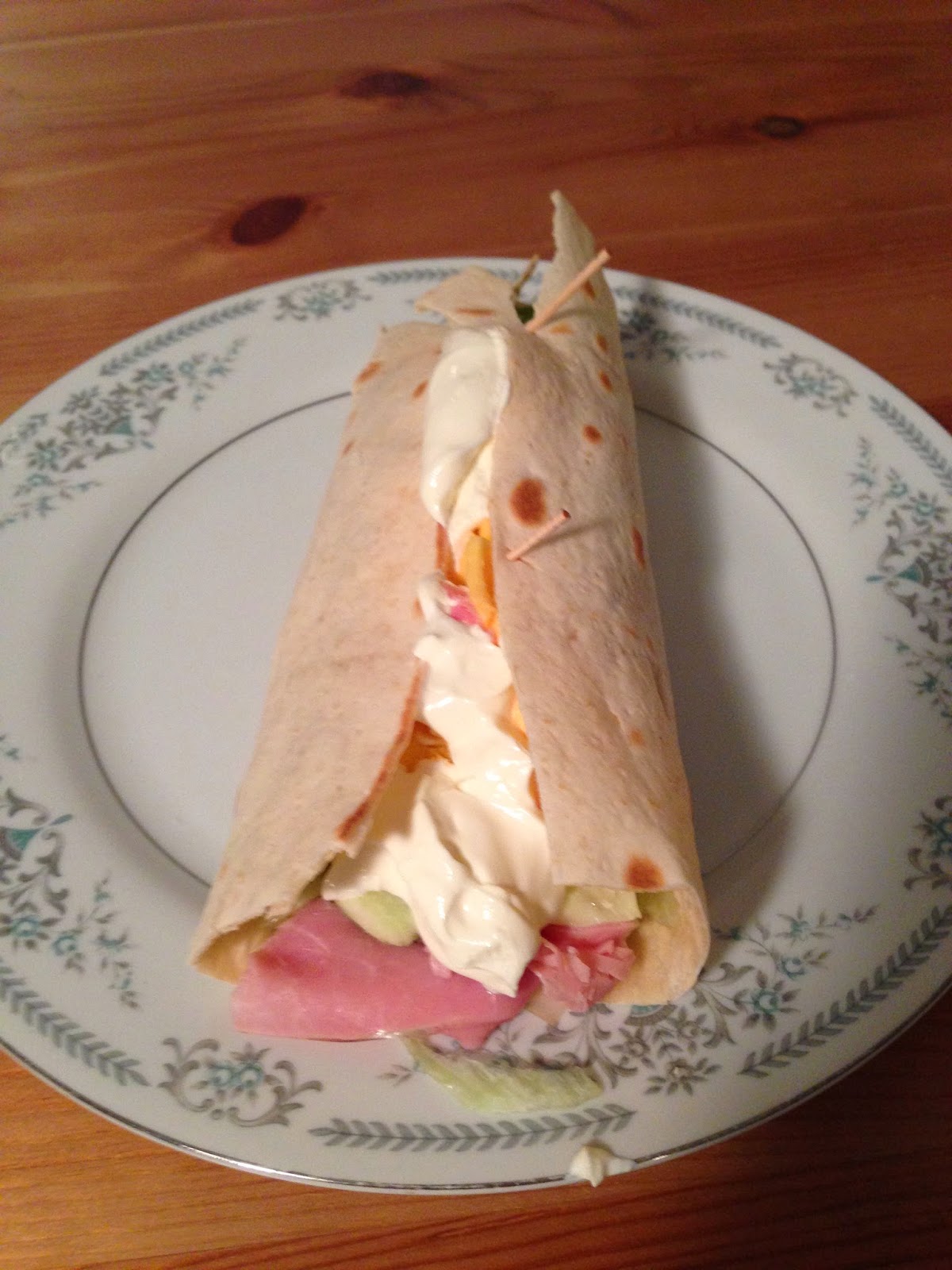 El Madrid Del Sera WRAPS DE JAMON Y QUESO CHEDDAR Y WRAP DE POLLO CON