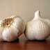 How to peel and cut a garlic.
