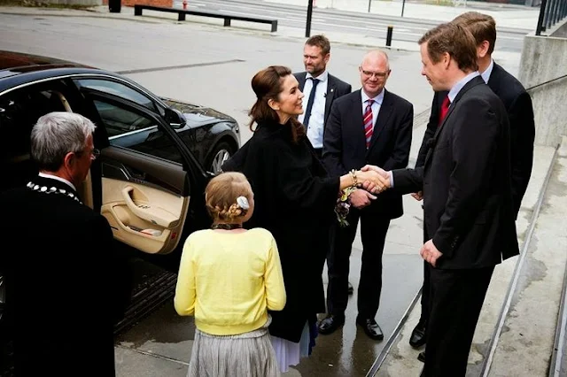 Crown Princess Mary of Denmark attended  official opening of the festival of Research