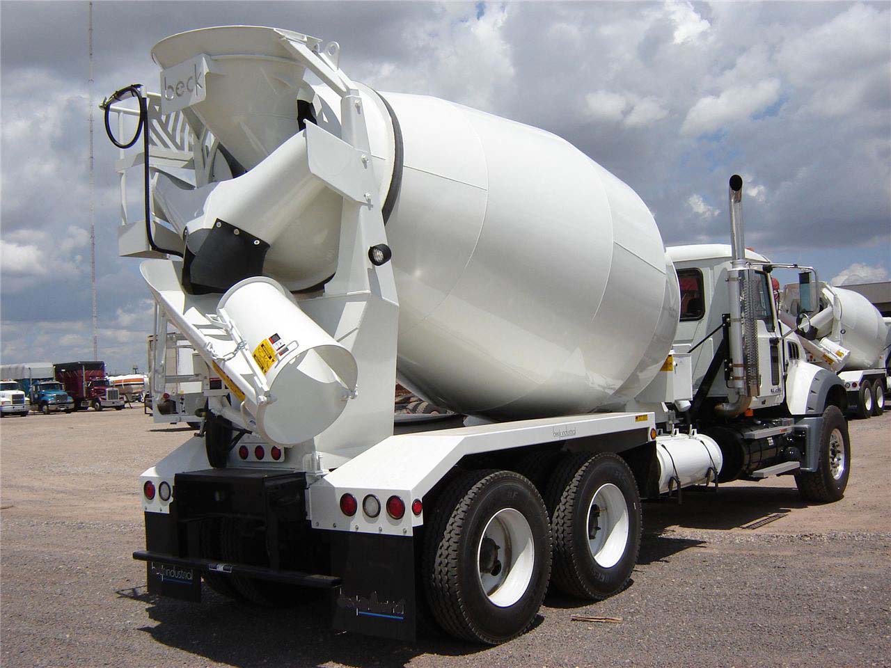 Concrete Mixers Engineersdaily Free engineering database