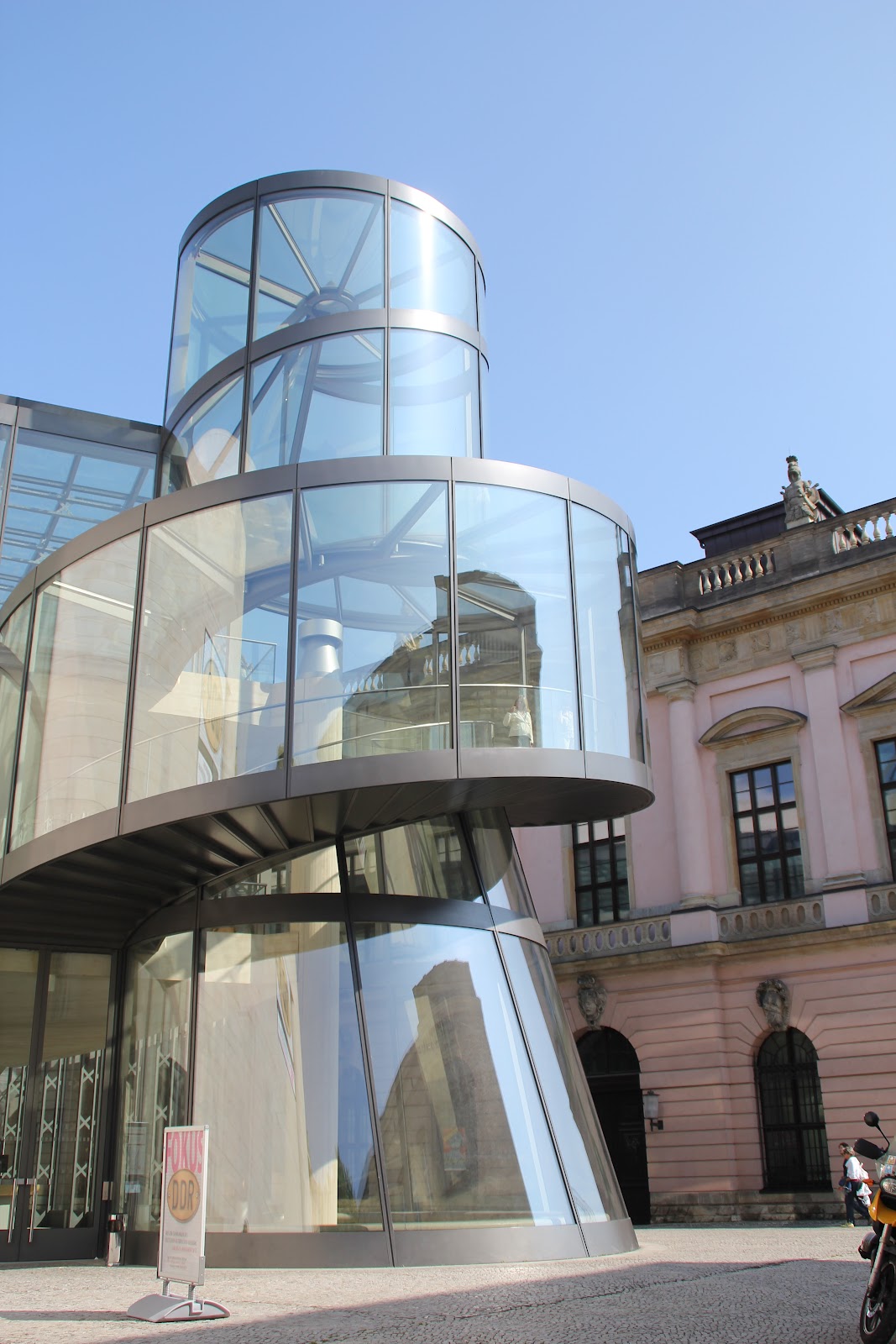 Facile Et Beau Gusta Ein Spaziergang Entlang Der Stadtmauer