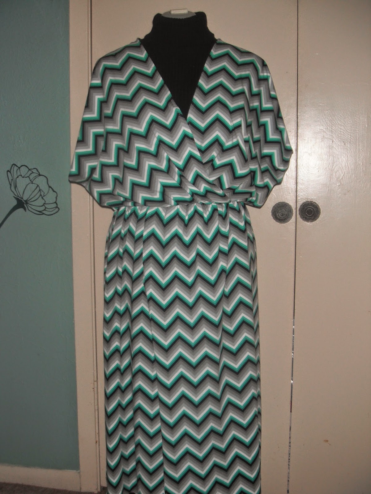 Sew It Chic... WHAT TO DO WITH LEFTOVER FABRICS????!!!