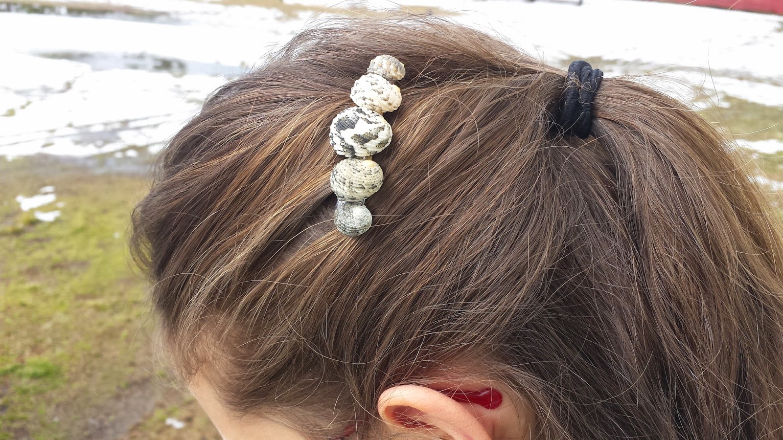 Dress Me a Story DIY Mermaid Inspired Seashell Hair Accessories Tutorial