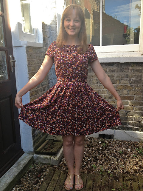 Diary of a Chainstitcher Autumnal Floral Simplicity 2444 Dress Sewing Pattern