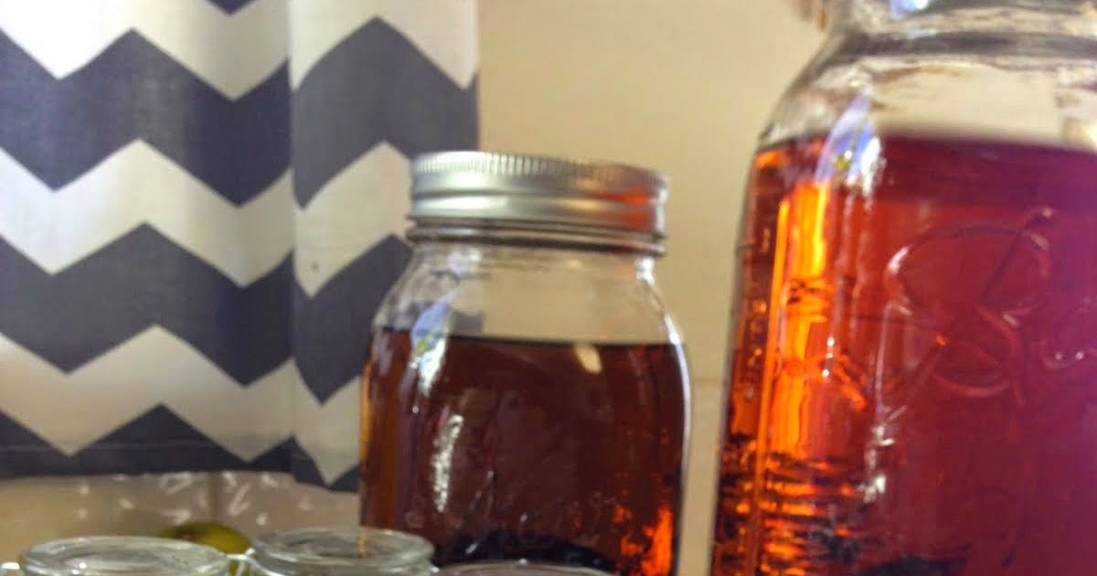 Mothering with Creativity DIY Peppermint Extract