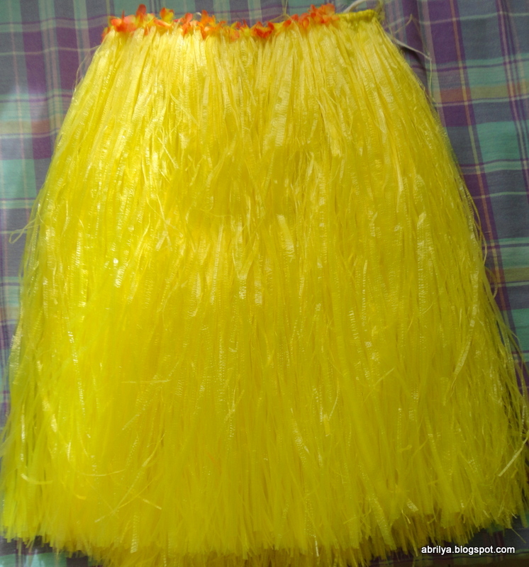 Life or Something Like That DOITYOURSELF HAWAIIAN GRASS SKIRT