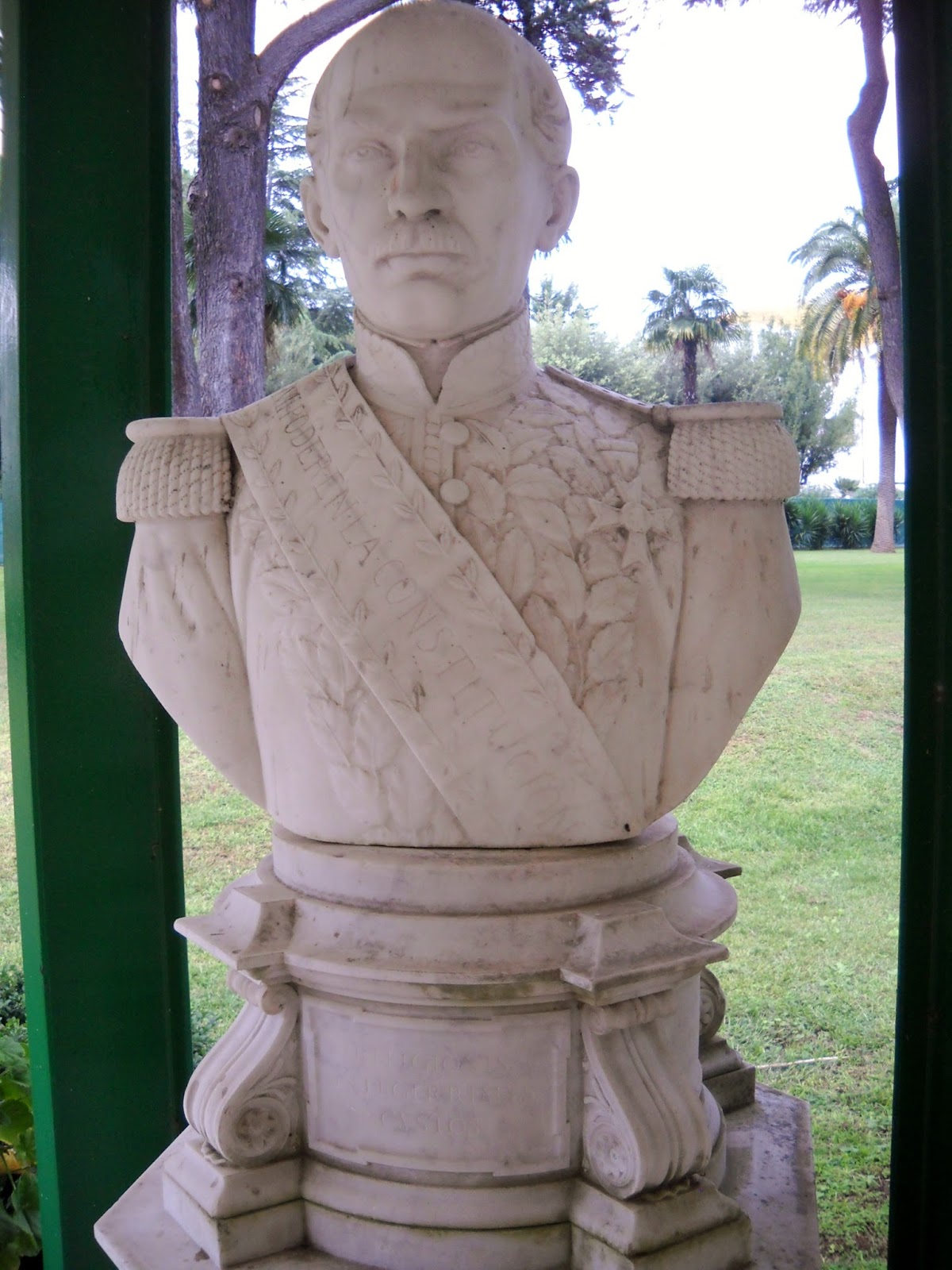 EL ÚNICO MONUMENTO A LA MEMORIA DE UN PRESIDENTE CATÓLICO, EN LA CIUDAD