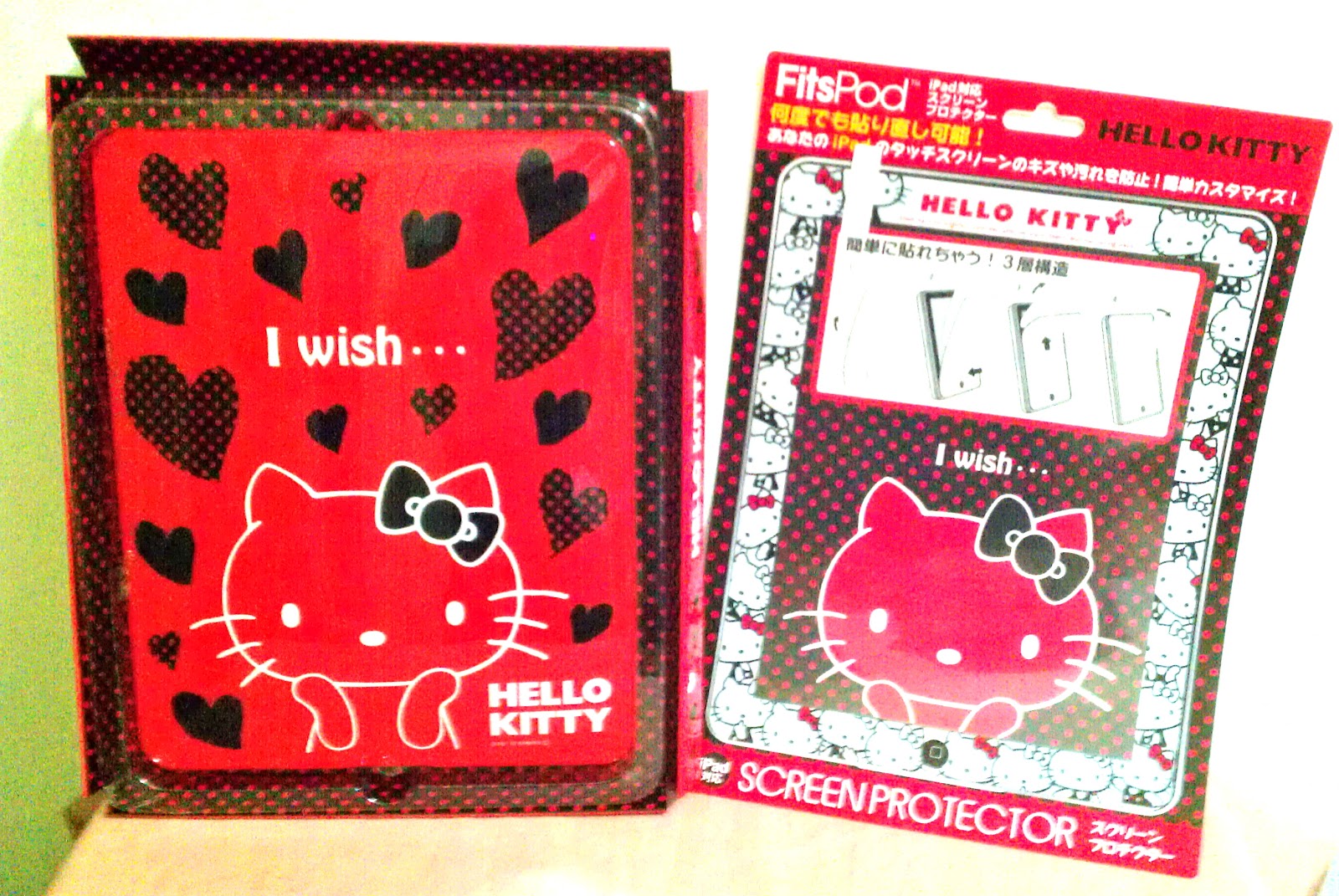 The Clover Beauty Inn Hello Kitty iPad Hardshell Cover & Screen Protector