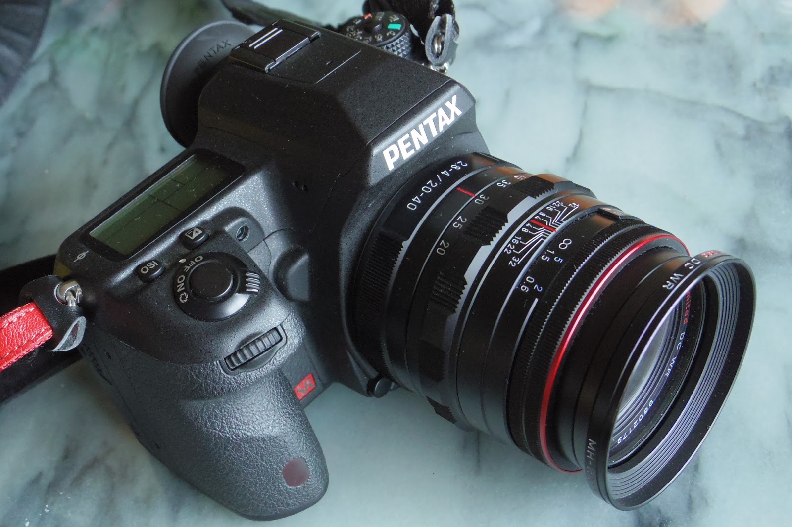 最安値爆買い PENTAX(ペンタックス) カメラレンズ HD PENTAX-DA 70mm