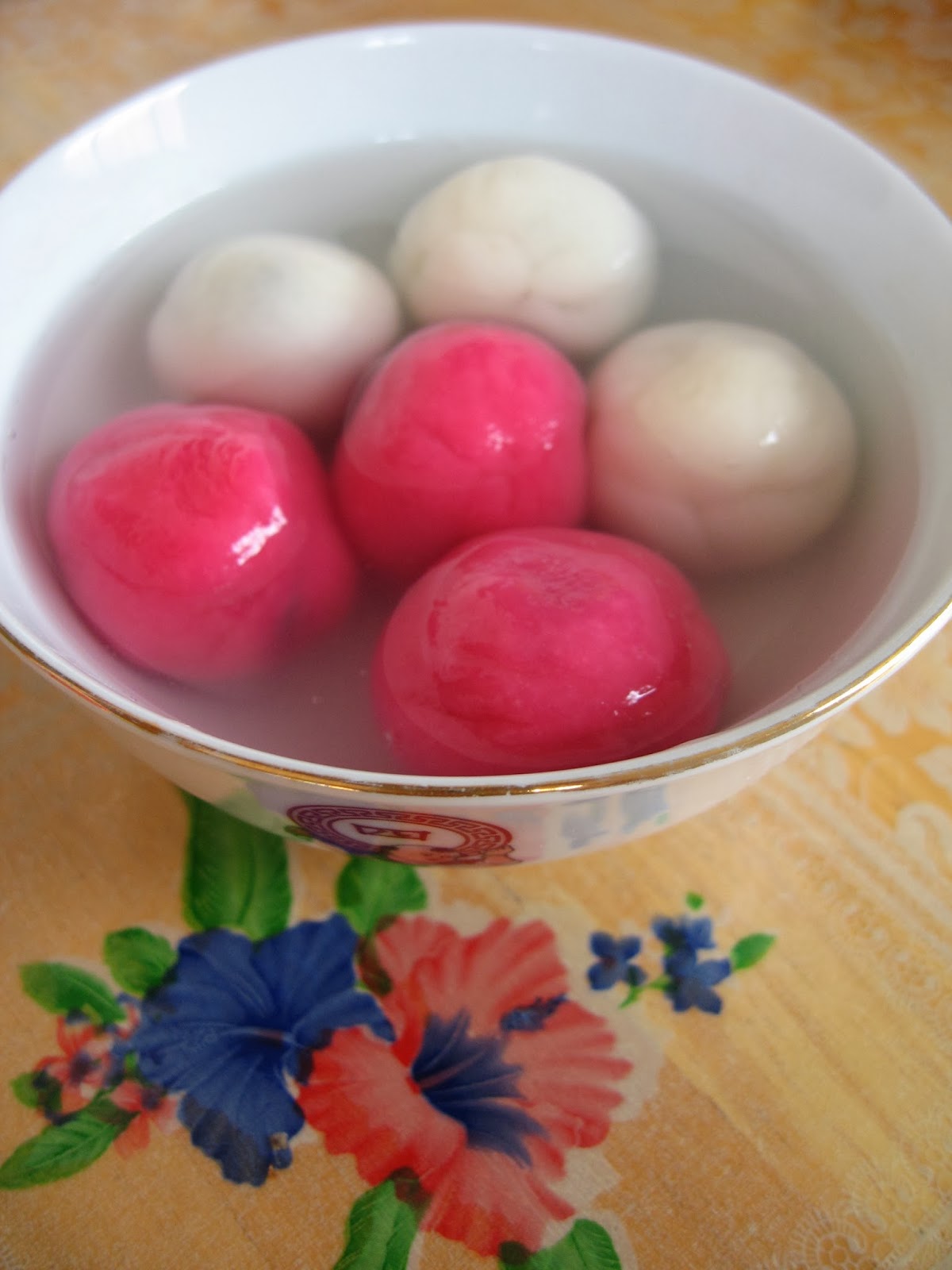 Sumptuous Flavours: Tang Yuan (Glutinous Rice Balls) 汤圆