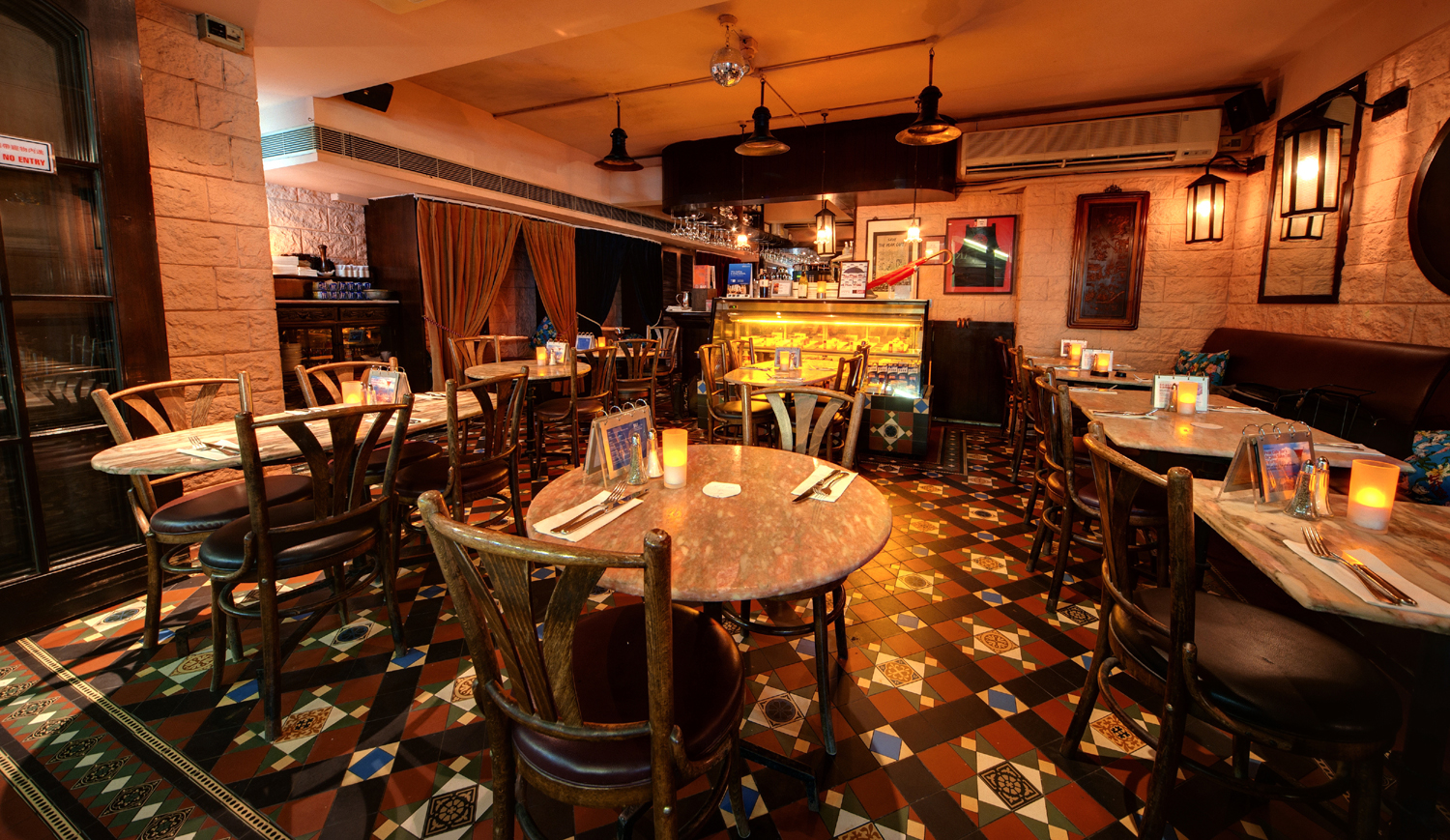 PEAK CAFE BAR Soho Central Hong Kong Hungry Hong Kong