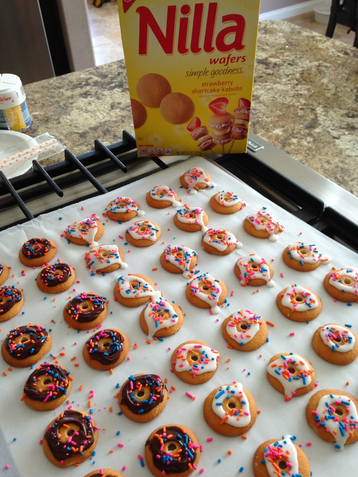 cute little snacks for a party! Donuts birthday party, Donut themed birthday party, Donut