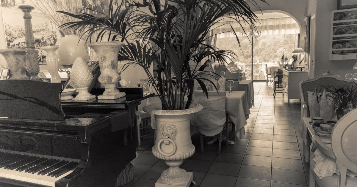 Menton Daily Photo Restaurant le Beausejour in Black and White
