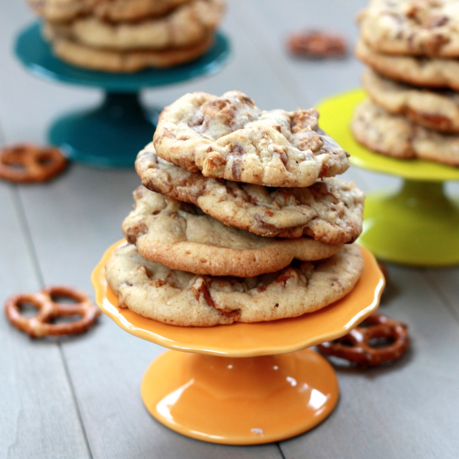 Reese's Peanut Butter Cup Pretzel Cookies